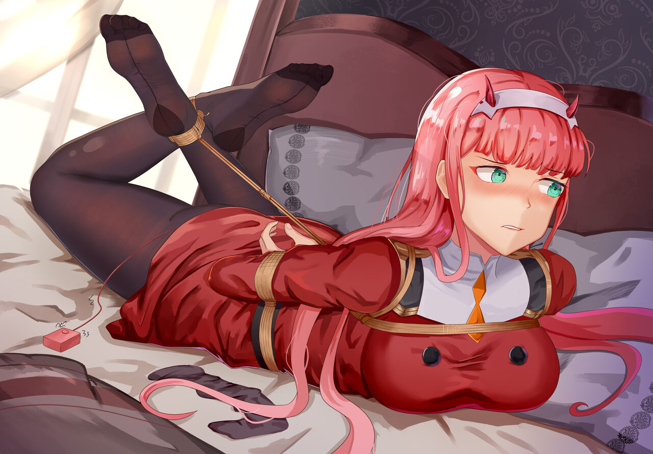 Zero Two page 3 full