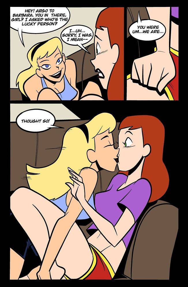 - DC Comics - Batgirl/Supergirl: Girls Finest page 4 full