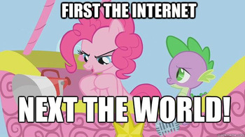 Pinkie Pie and the Pie Family  My little Pony cover